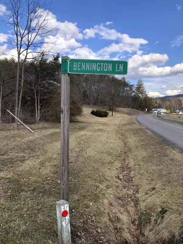 Clifton Forge, VA 24422,000 Bennington LN