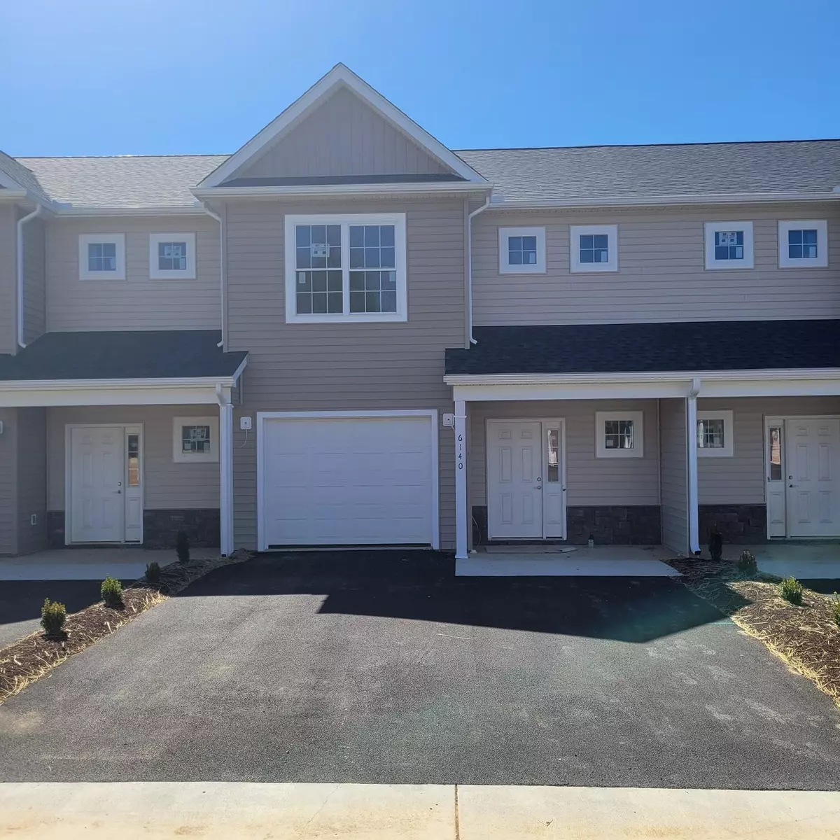 Fairlawn, VA 24141,6140 Warren Newcomb DR