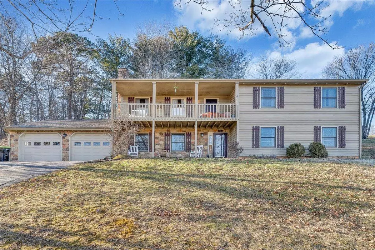 Blue Ridge, VA 24064,274 Ridgeview RD
