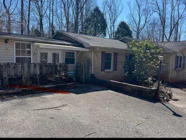 181 Oakdale DR, Boones Mill, VA 24065