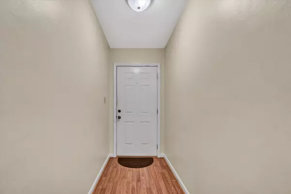 Roanoke, VA 24012,3531 Peters Creek RD #302