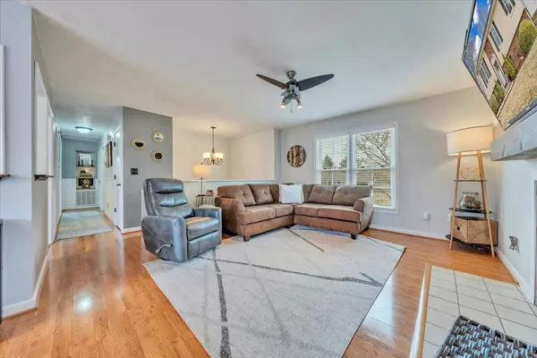 2619 Tulip LN, Vinton, VA 24179