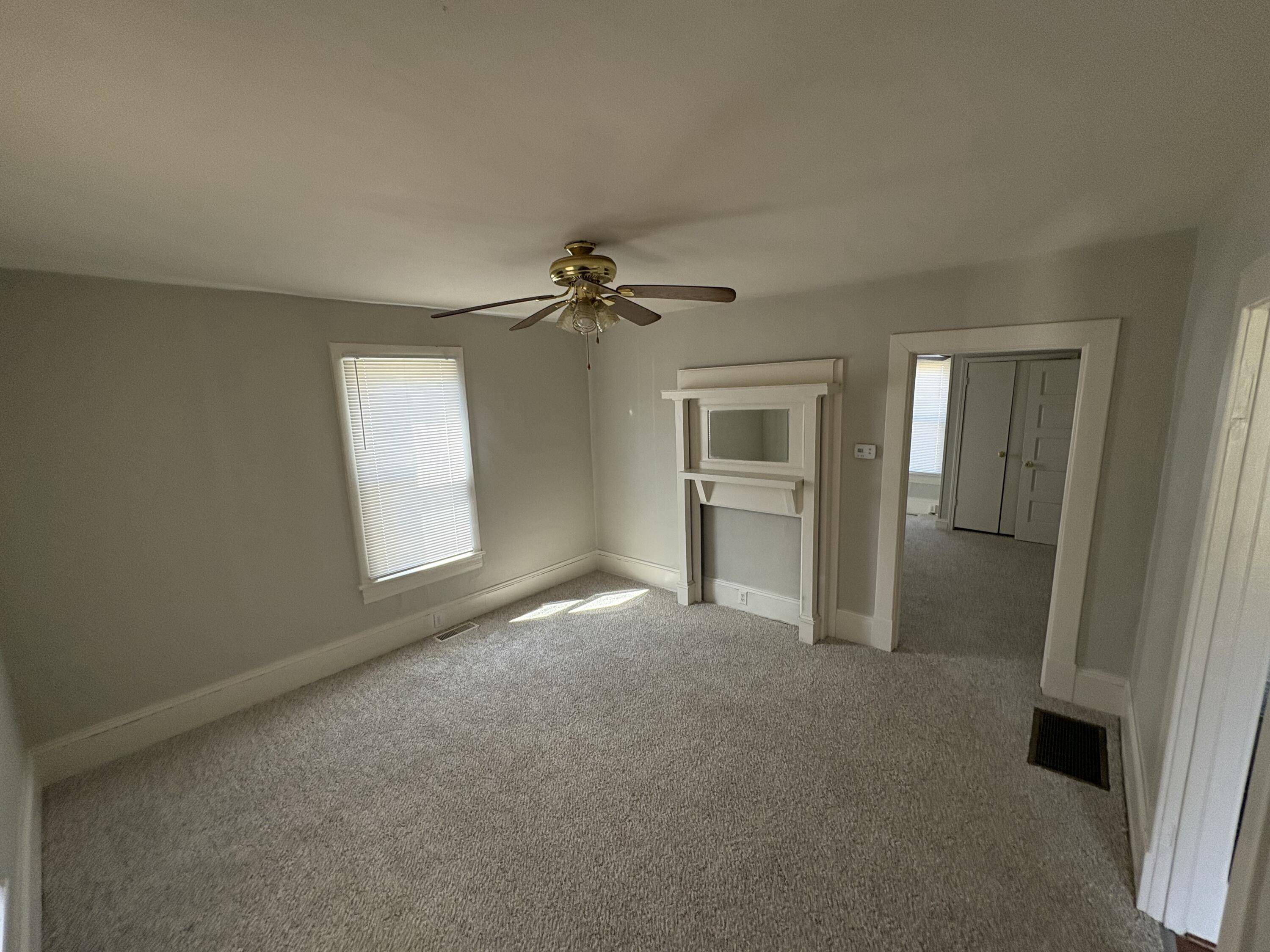 Roanoke, VA 24013,1227 Buena Vista BLVD
