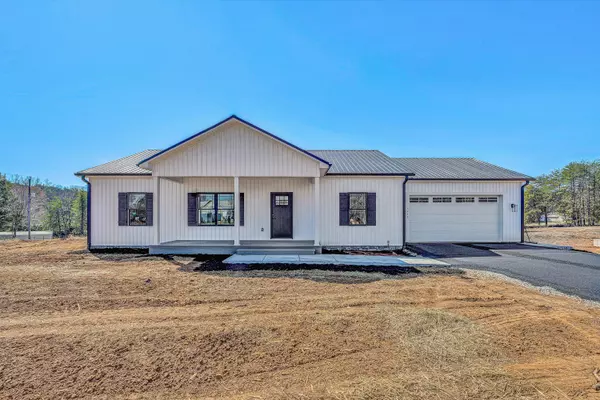 Moneta, VA 24121,6478 Scruggs RD