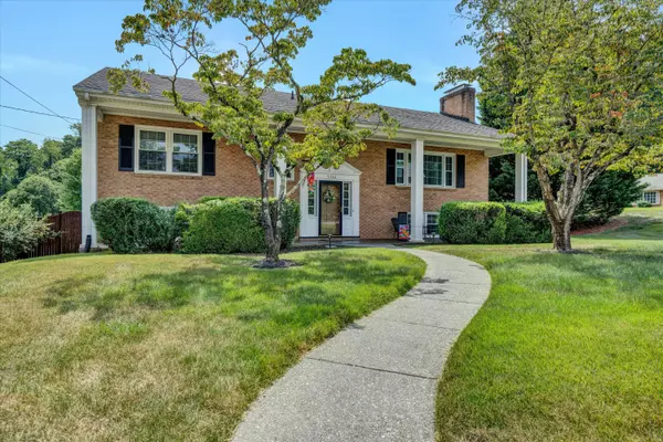 5342 Luwana DR,  Roanoke,  VA 24018