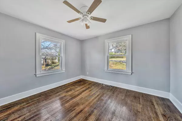 Roanoke, VA 24017,1006 Crescent ST