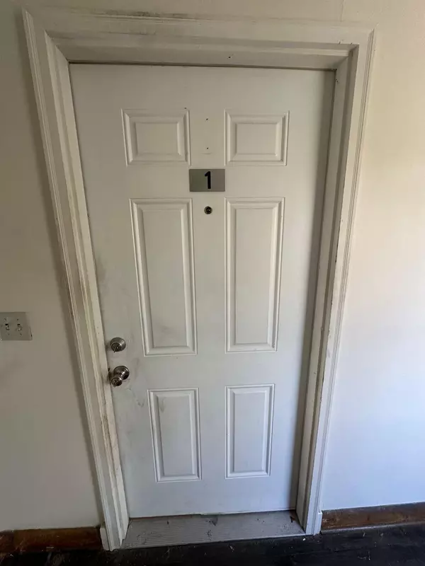 Christiansburg, VA 24073,10 SW 1st ST