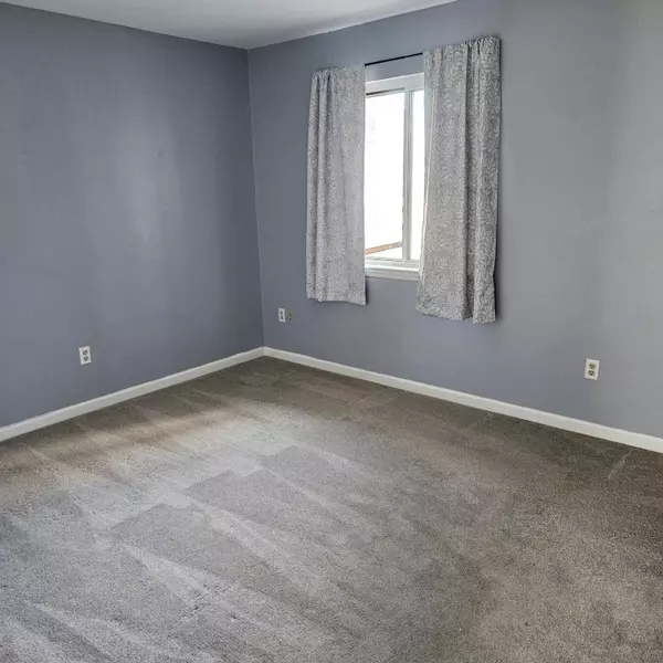 Moneta, VA 24121,94 Waterside CIR #2-A