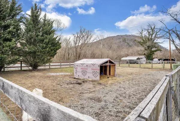 Eagle Rock, VA 24085,14593 Church ST