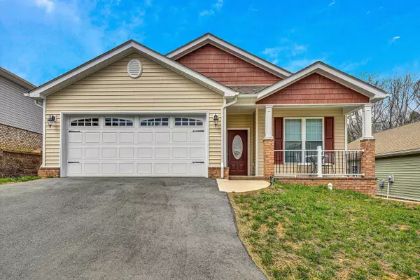 1252 Trafalgar DR,  Roanoke,  VA 24019