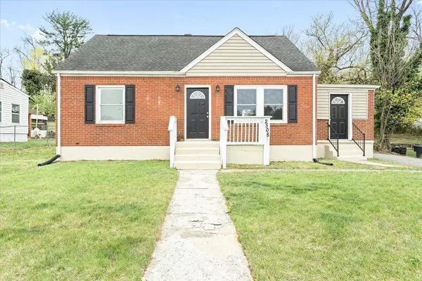 2508 Springhill DR, Roanoke, VA 24017