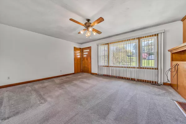 Vinton, VA 24179,1177 Jeters Chapel RD