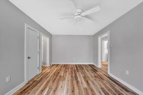 Narrows, VA 24124,904 Westview ST