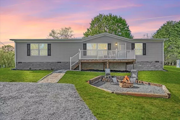 301 Village DR,  Vinton,  VA 24179