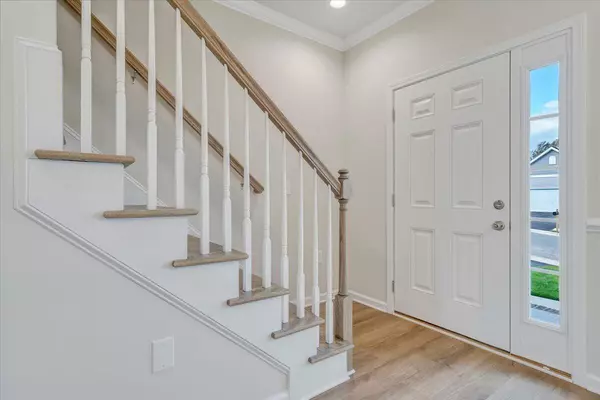 Salem, VA 24153,122 Parker LN