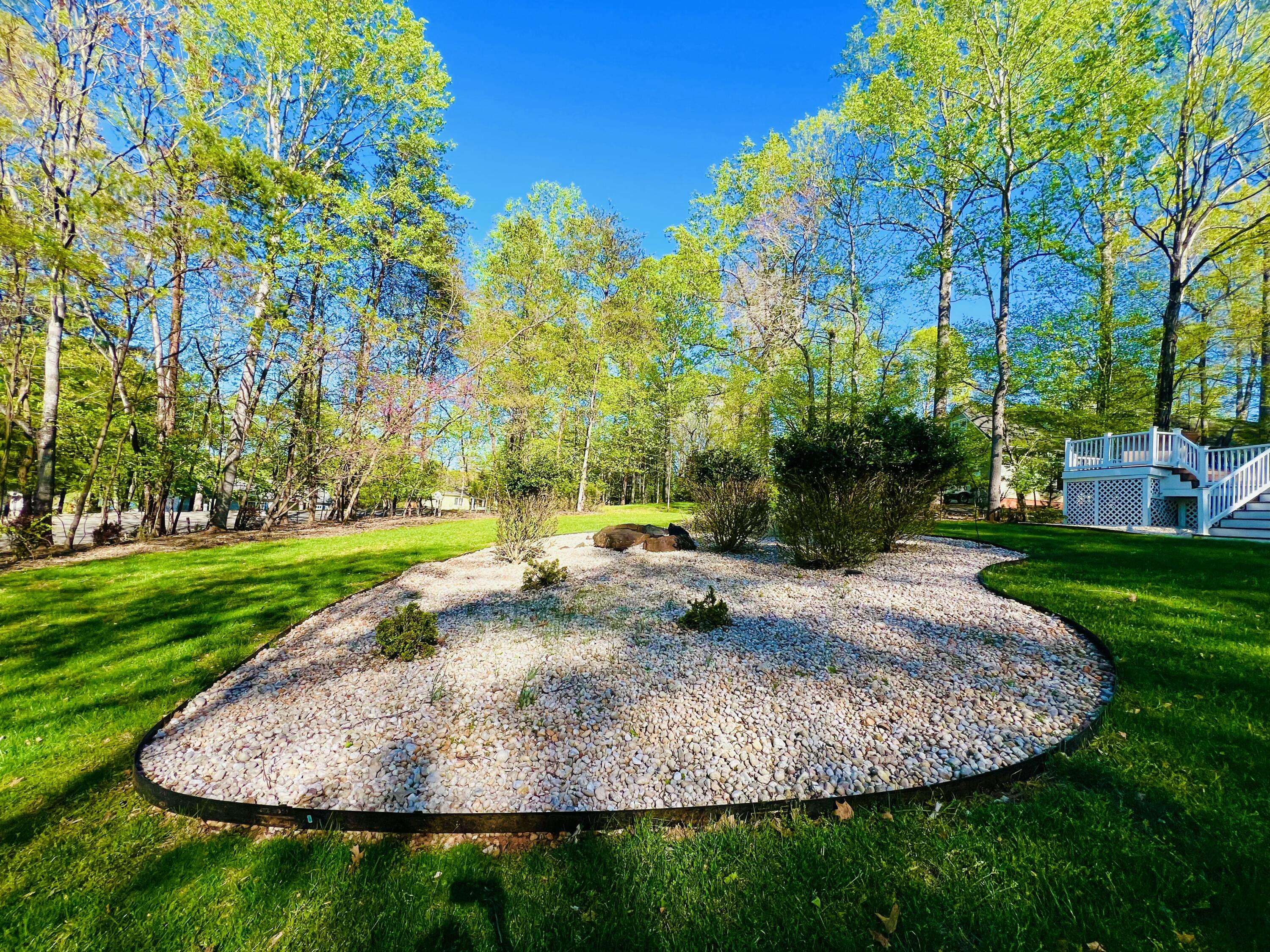 Moneta, VA 24121,257 Pine Knob CIR