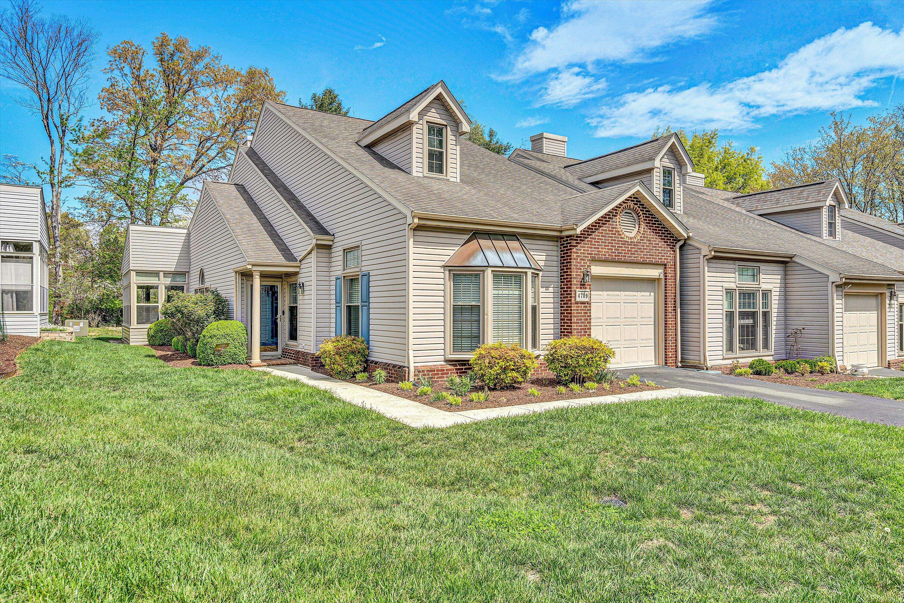4709 Barclay Square,  Roanoke,  VA 24018