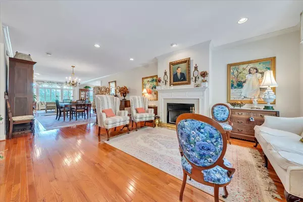 Roanoke, VA 24014,329 23rd ST