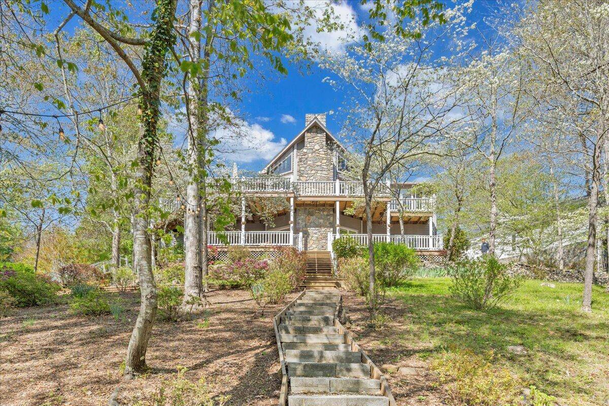 Wirtz, VA 24184,270 Forest Edge RD