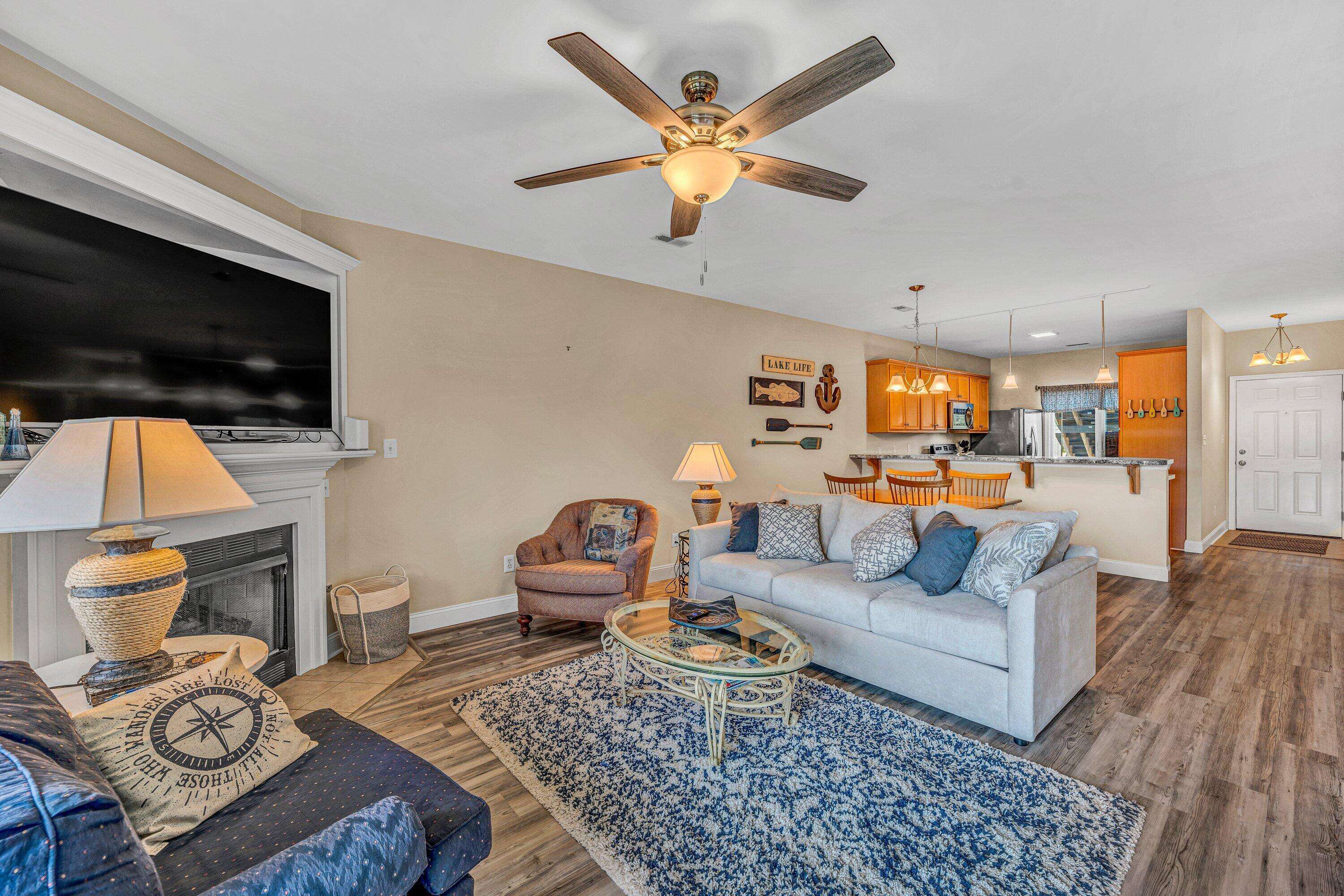 1137 Mariners WAY #42, Huddleston, VA 24104