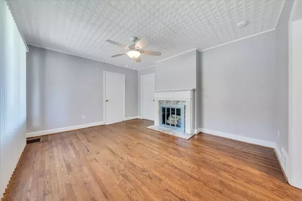 Martinsville, VA 24112,714 Parkview AVE