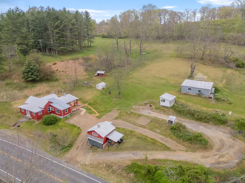860 Floyd HWY, Floyd, VA 24091