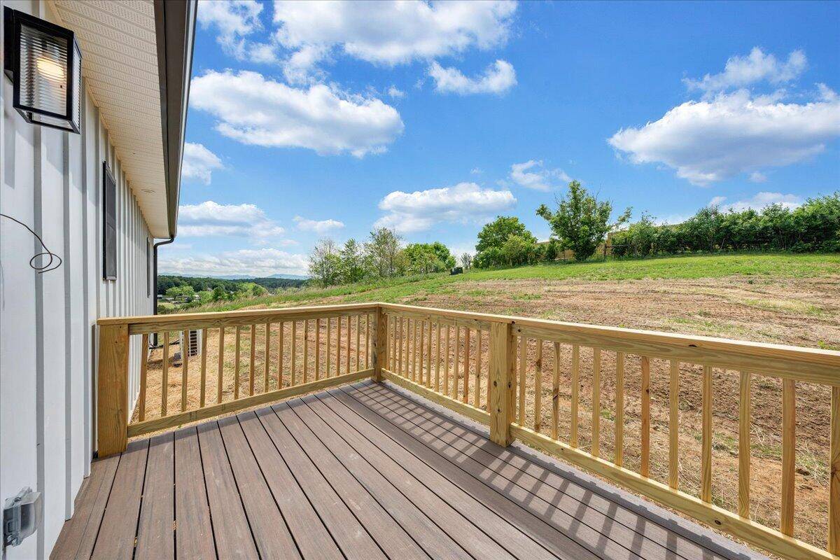 Daleville, VA 24083,5152 Roanoke RD