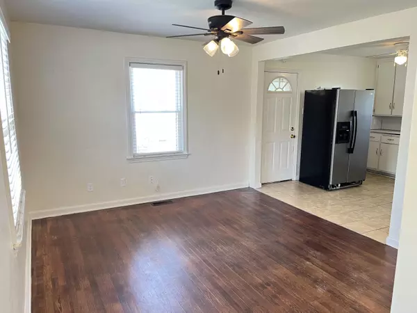 Roanoke, VA 24012,4921 Fralin RD