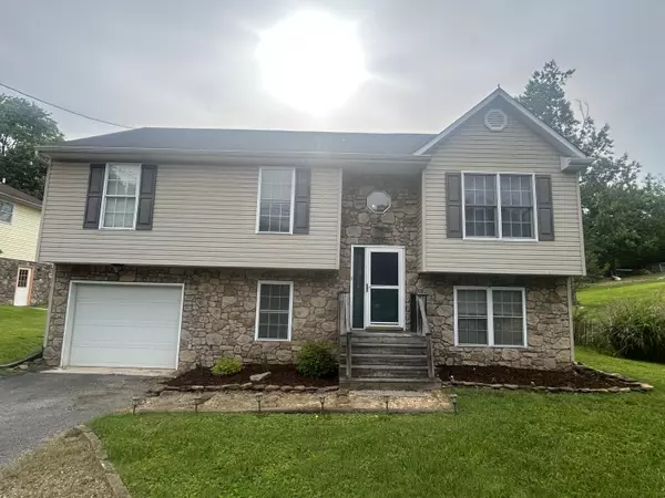 736 Caldwell ST,  Roanoke,  VA 24017