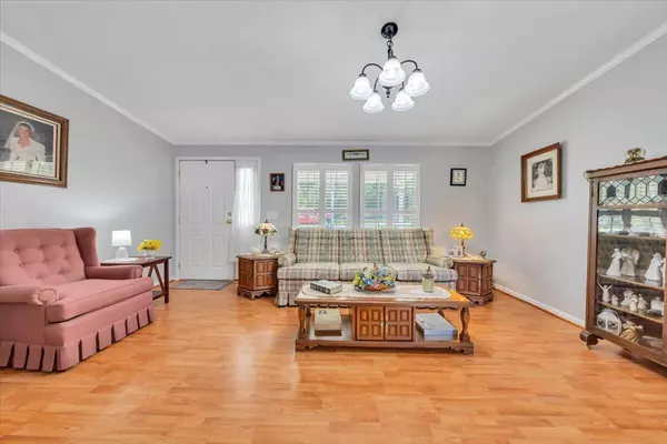 Roanoke, VA 24014,1928 Edgerton AVE