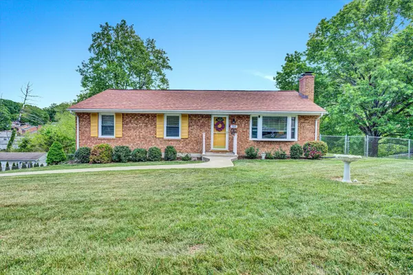 Roanoke, VA 24019,5317 Eveningwood LN
