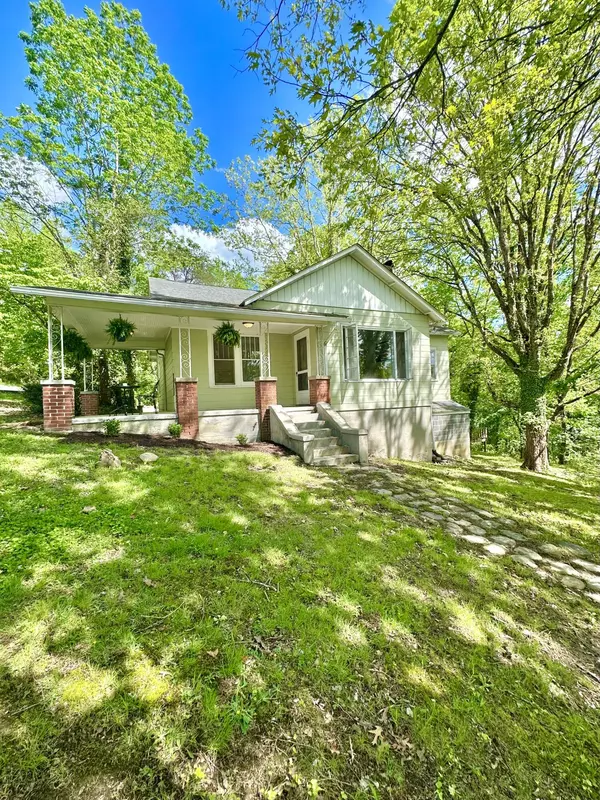 Clifton Forge, VA 24422,704 Jefferson AVE