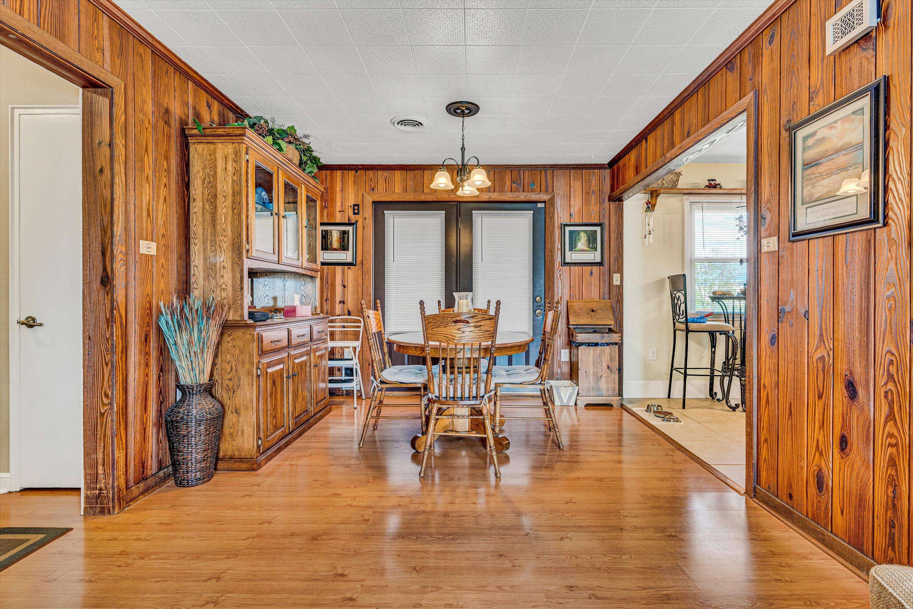 Roanoke, VA 24019,7917 Carvin ST