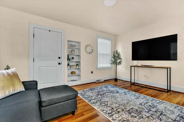 Roanoke, VA 24017,3808 Michigan AVE