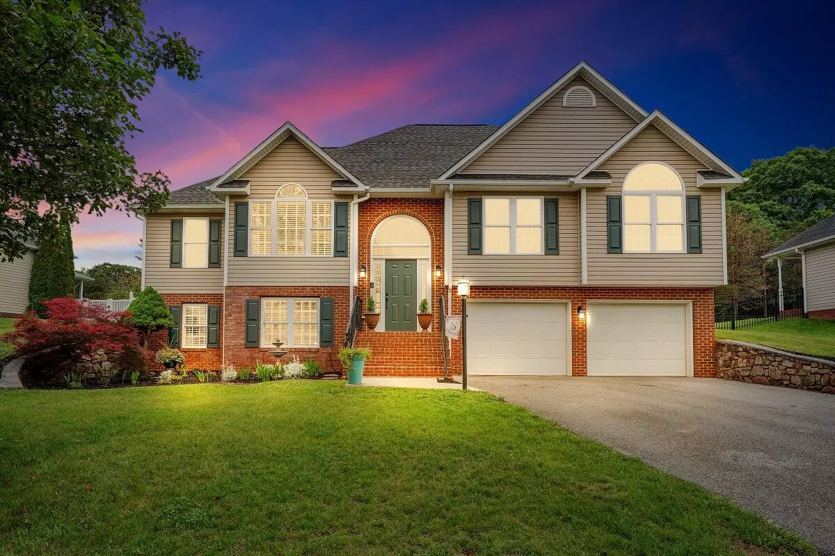 Vinton, VA 24179,633 Castleridge RD