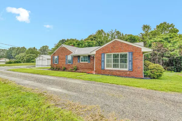 Rocky Mount, VA 24151,1841 Old Franklin Turnpike