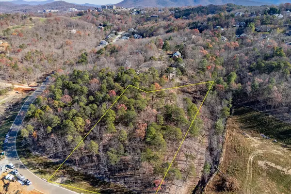 5662 Hunt Camp RD,  Roanoke,  VA 24018
