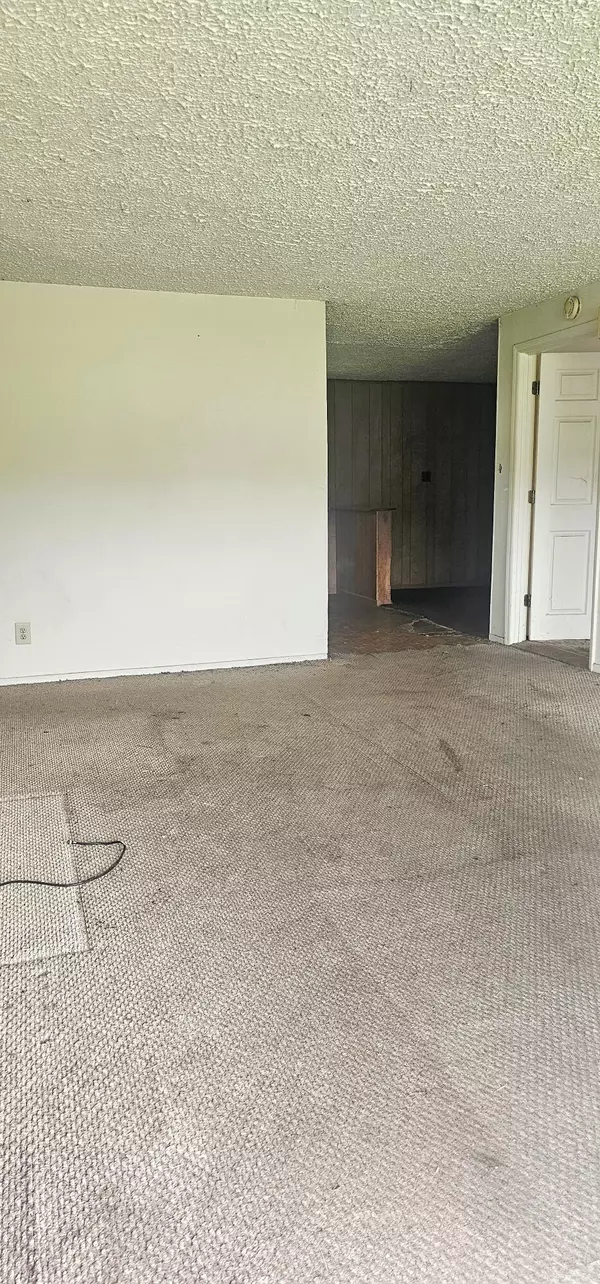 Fieldale, VA 24089,161 Whitby TER