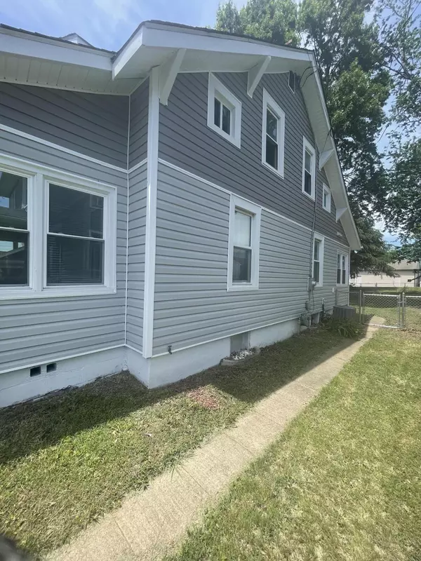 Vinton, VA 24179,216 W Augusta AVE