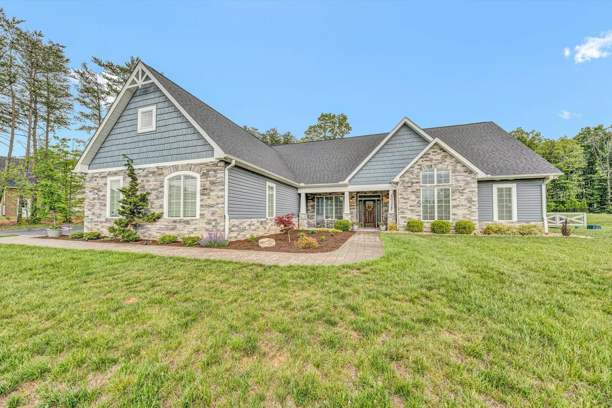 Blue Ridge, VA 24064,700 Thornblade WAY