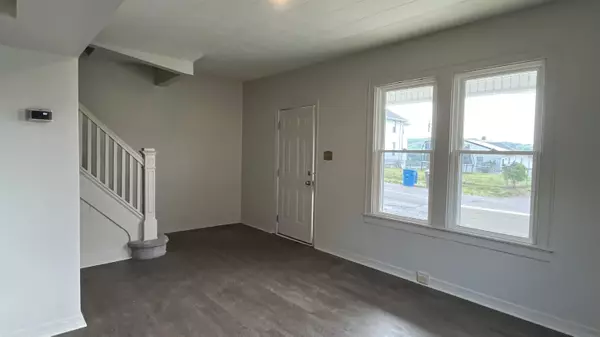 Roanoke, VA 24013,1606 Lawrence AVE