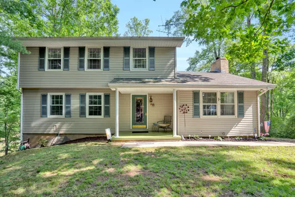 508 Hemlock Shores DR, Goodview, VA 24095