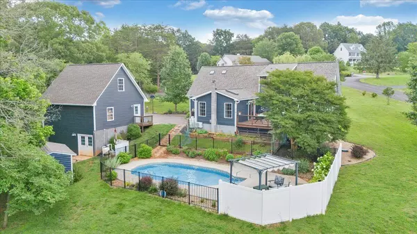 Hardy, VA 24101,245 Indian Pointe DR