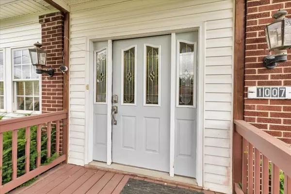 Roanoke, VA 24012,1007 Hershberger RD #& 1005