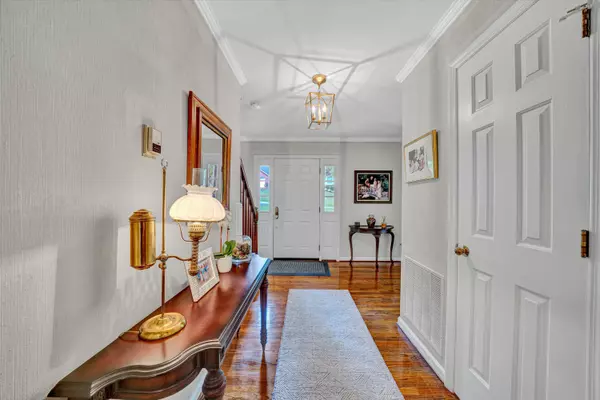 Roanoke, VA 24018,5378 Chaucers CT