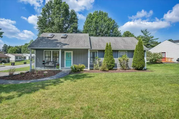 2914 Elderwood RD, Salem, VA 24153