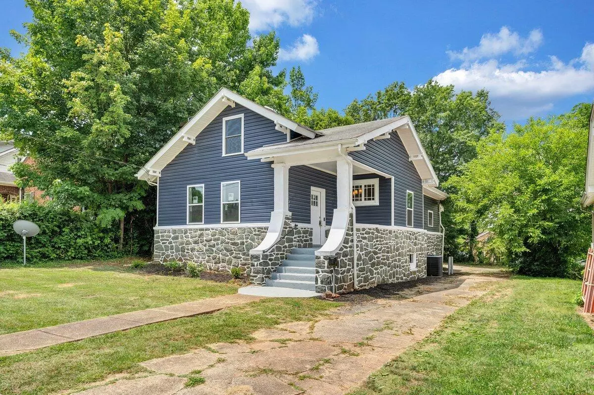 Lynchburg, VA 24501,3311 Memorial AVE