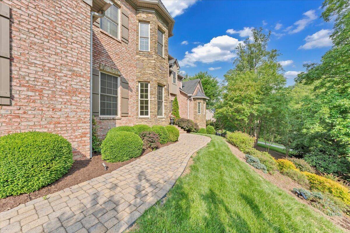 Roanoke, VA 24018,6491 Hidden Woods DR