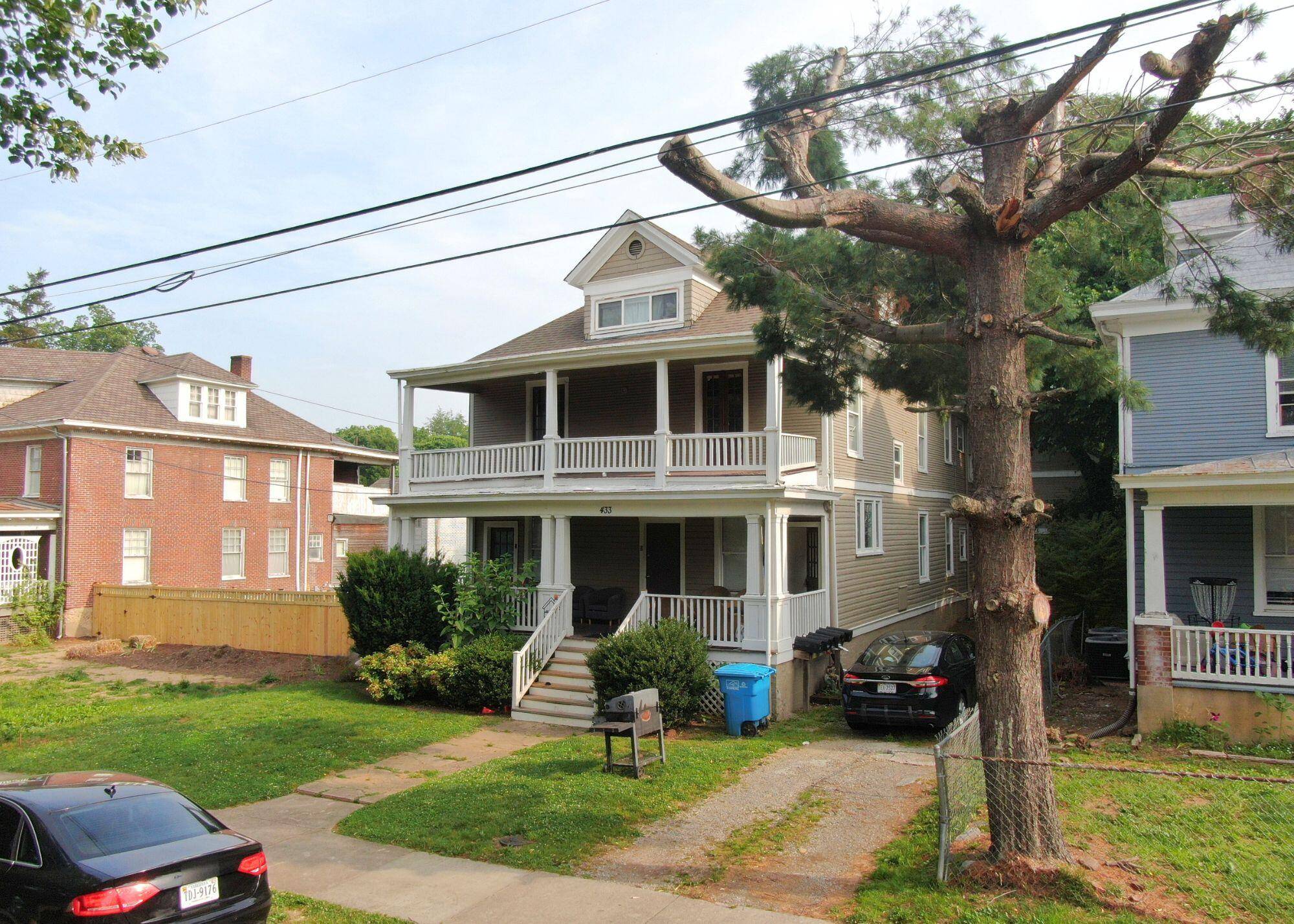 Roanoke, VA 24016,433 Albemarle AVE