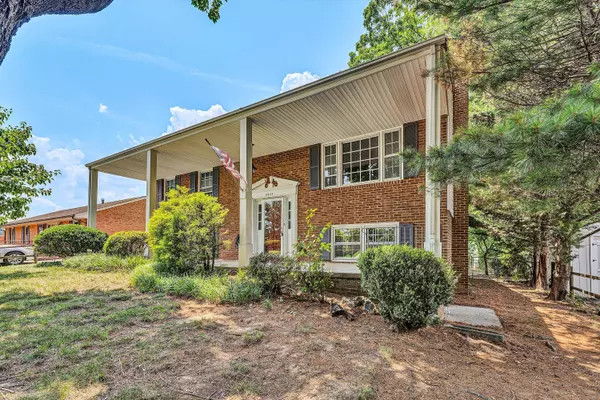 Roanoke, VA 24019,5428 Sweetfern DR